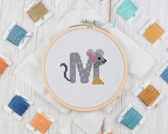 MINI M es para Ratón - Patrón de punto de cruz descarga instantánea, Mini patrón de punto de cruz para principiantes, Adorno, Punto de cruz de animales