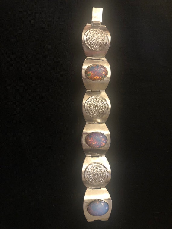 Vintage mexican bracelet with Aztec motifs And fau