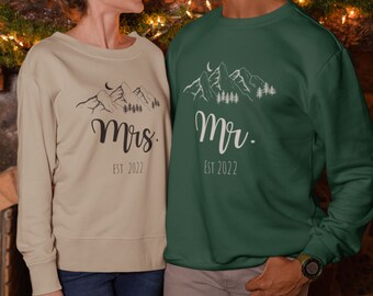 Wedding Elopement Shirts, Mountain Wedding Matching Bride and Groom Sweatshirts, Mr and Mrs Newlyweds Crewneck Gifts, Camper Mountain Couple