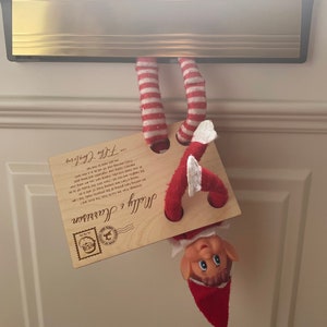 Postal de madera personalizada con la llegada de un elfo, carta personalizada con la llegada de un elfo, postal de elfo, letrero de elfo personalizado de Papá Noel, accesorio de Navidad para la llegada.