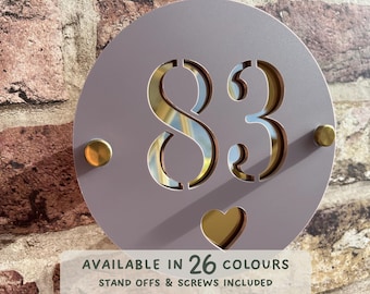 Huisnummerbord, acryl modern deurnummer en plaquette met straatnaam – Aangepast adresbord voor nieuw huis of eerste huiscadeau hart rond deurbord