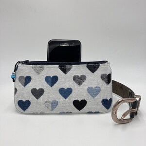 Cell phone pouch belt pouch Coeurs