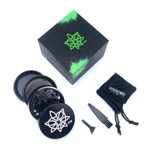 Non Stick Herb Grinder 2.5" Inch (Large) Black Metal V1.0 Premium Pollen Catcher Tobacco/Dry Spice, 3 Chambers, Sharp Teeth, Stoner Gift