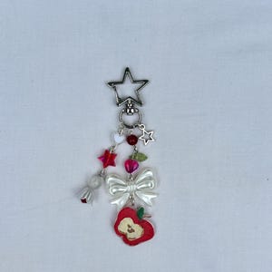 Apple Heisei retro keychain | aesthetic keychain, juminocore, statement keychain, Heisei retro, gachapon, Japanese keychain