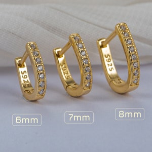 Créoles Huggie en or, Créoles en argent sterling CZ, Créoles en diamant, Boucles d'oreilles cartilage, Créoles pavé d'or, Minimaliste