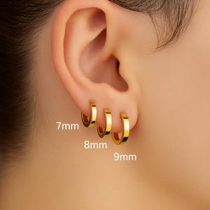 Gold Huggie Hoop Earrings, 925 Sterling Silver Hoop Earring, Small Hoop Earring, Tiny Cartilage Hoop, Second Hole Earring, Conch, Helix Hoop