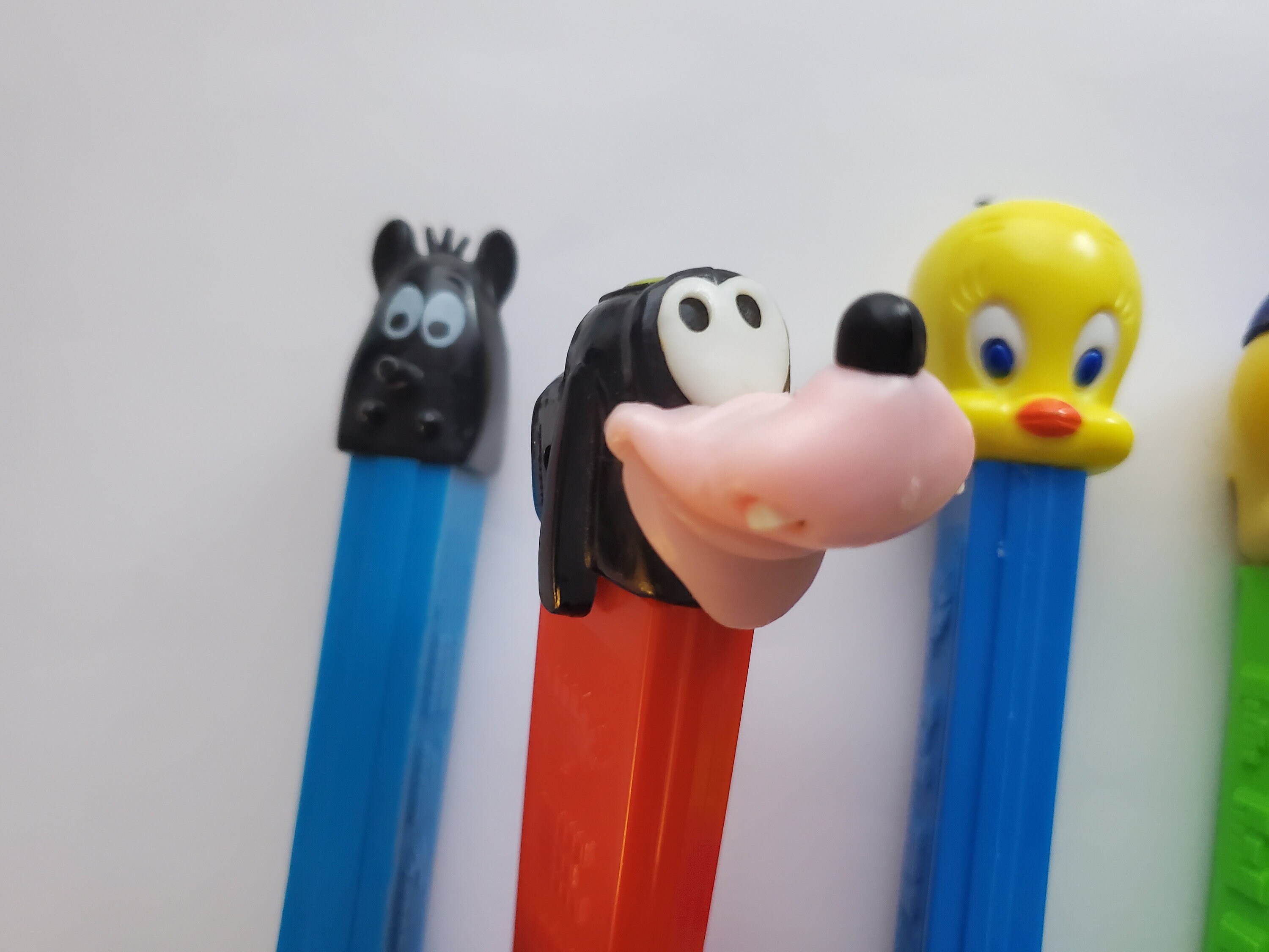 Vintage Pez Dispensers | Choose Your Own | 90s Vintage Pez
