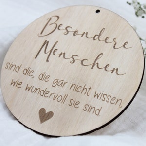 Holzplättchen Besondere Menschen Geschenk Weihnachten Geschenk Lieblingsmensch Geschenkeanhänger Bild 2