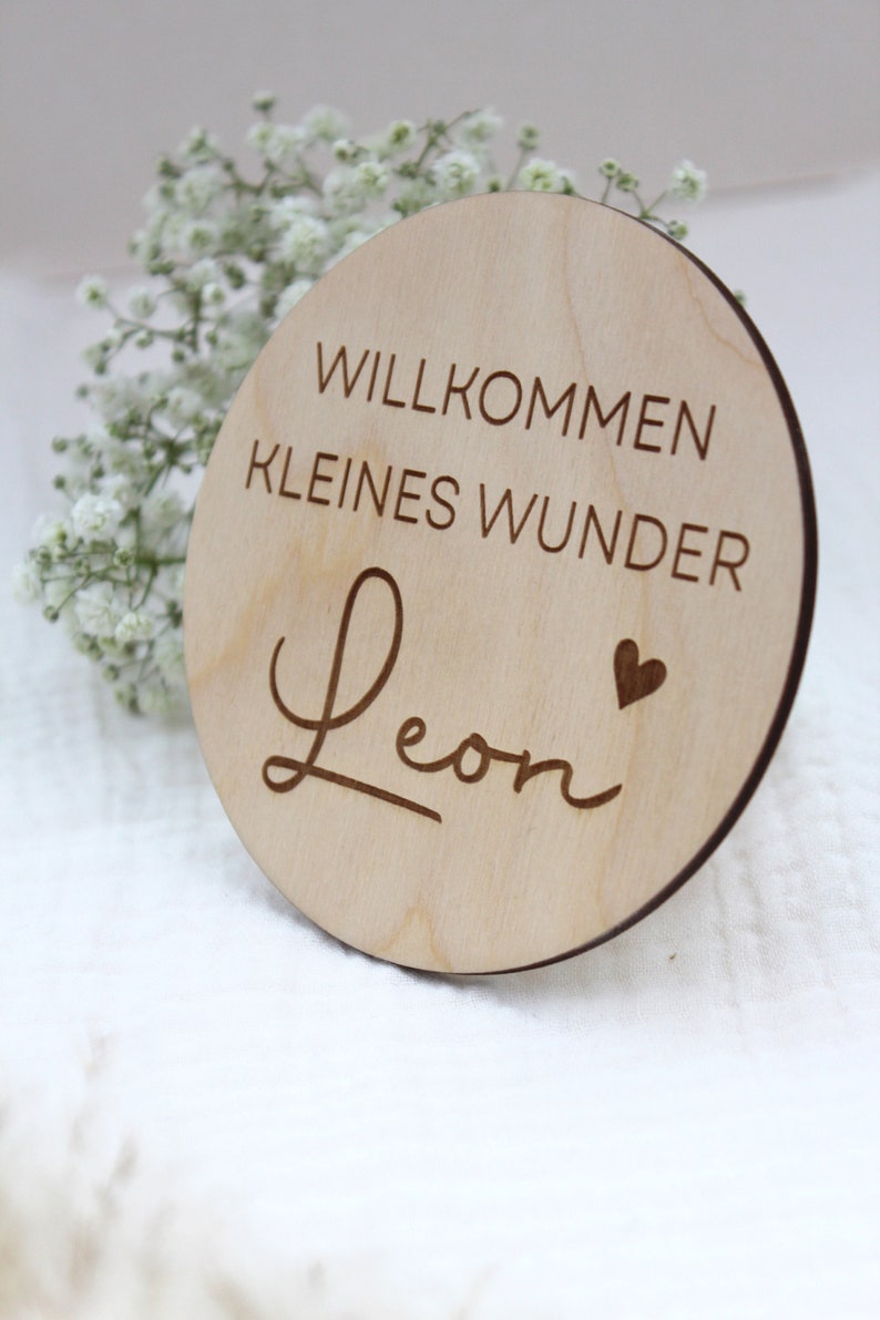 Personalisiertes Holzschild WILLKOMMEN KLEINES WUNDER Fotoshooting New Born Hallo Welt Bild 3