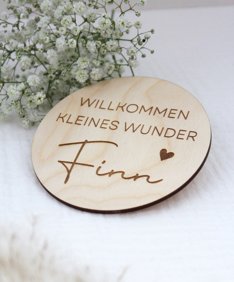 Personalisiertes Holzschild WILLKOMMEN KLEINES WUNDER Fotoshooting New Born Hallo Welt Bild 2