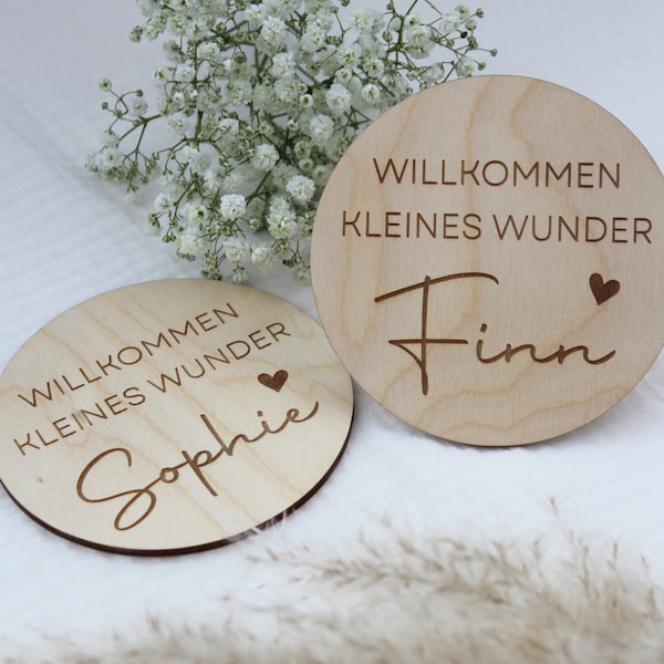 Personalisiertes Holzschild - WILLKOMMEN KLEINES WUNDER - Fotoshooting New Born - Hallo Welt