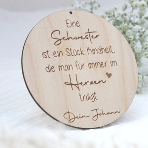 Personalisiertes Holzschild für die Schwester/ den Bruder Kindheit Geschwister Bild 2