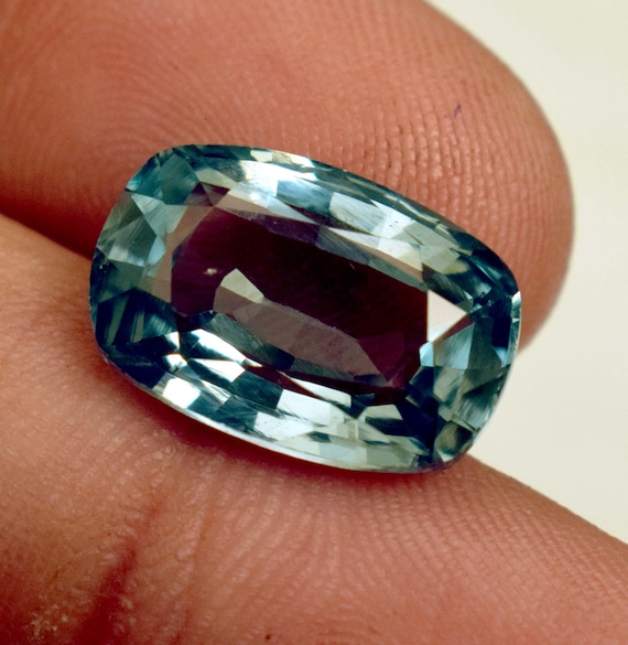 Pierre Précieuse Tourmaline Paraiba Verte 10,7 Carats - Cushion Cut, Naturelle, Pour Bijoux