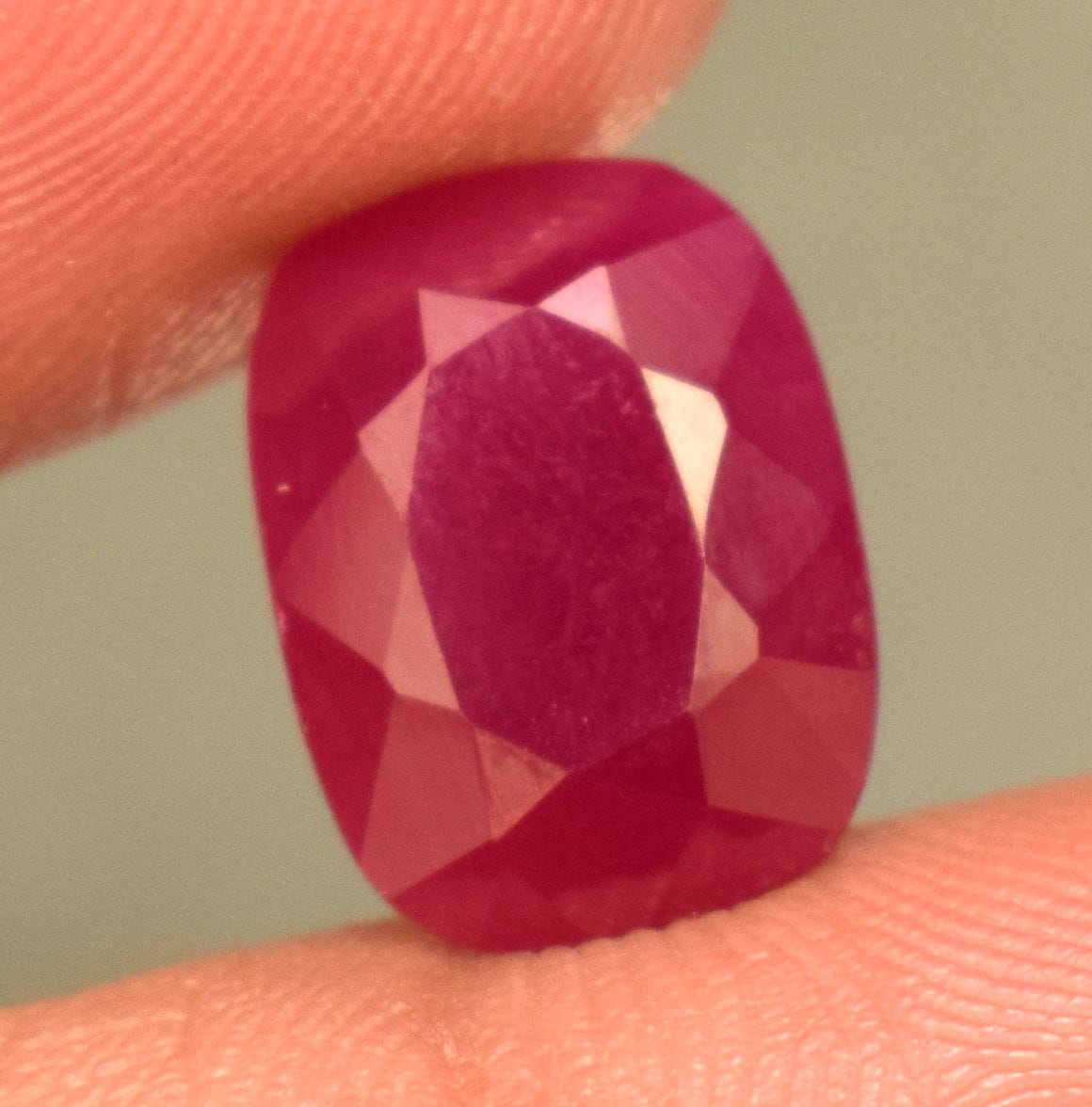 Natural Red Ruby Cut Gemstone Cushion Shape Healing Crystal Gemstone Best Quality Red Ruby 63 Cts 22x22x11 mm N-1325