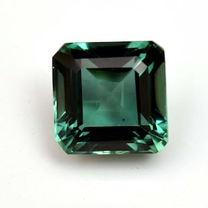 Piedra preciosa suelta certificada de turmalina verde de Afganistán de talla esmeralda de 9,45 ct