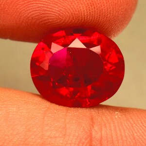 Naturalny, certyfikowany czerwony rubinowy kamień szlachetny 10,90 ct, owalny, luźny kamień szlachetny, podgrzewany w Mozambiku