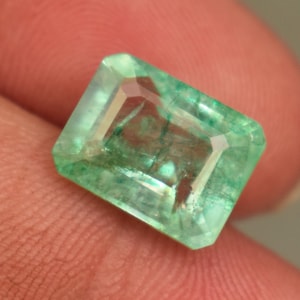 Natural Emerald Gemstone 4.80 Ct Emerald Cut From Zambia Color Enhance