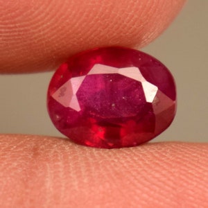 Natural Certified Red Ruby Gemstone 2.95 Ct Oval Cut Loose Gemstone Mozambique Heated