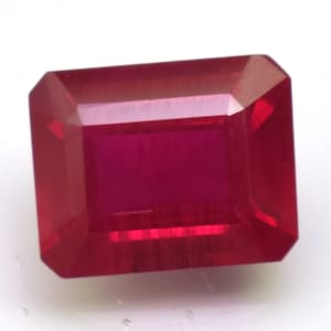 Natural Red Ruby Gemstone 4.80 Ct Emerald Certified Loose Gemstone Mozambique Ruby Filled With Glass