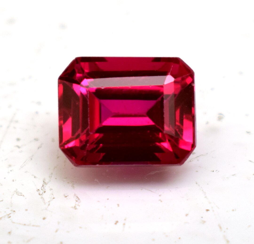 A Bleeding Ruby Pigeon Blood Red Ruby, 4.00 Ct Emerald Cut Loose Gemstone - Etsy