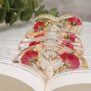 Rose Book Page Holder, Flower Thumb Page Holder, Resin Page Spreader, Reading Holder, Reader Gift, Bookworm Gift, Booklover Gift, Bookmark
