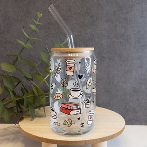 Buchliebhaber Kaffeetasse, Bücherwurm Glastasse, Buch Nerd Geschenk, 16 Unzen Kaffeetasse, Eiskaffeetasse Bambusdeckel und Stroh, Buchclub Geschenk