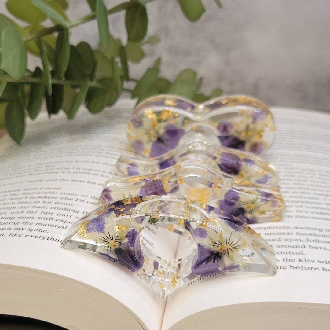 Floral Book Page Holder, Flower Thumb Page Holder, Resin Page Spreader