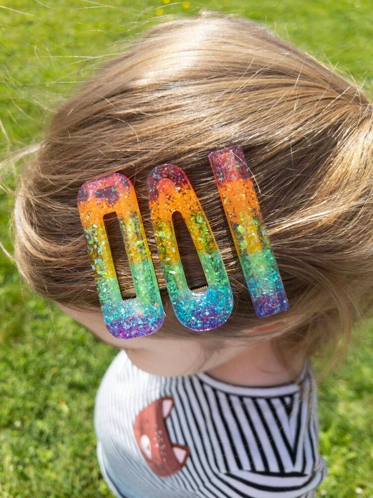??ⓅⒾⓃⓀ ⓋⓈ Metallic Rainbow Pride Barrettes?? Rainbow Barrette, Glitter Rainbow Hair Clips, Resin  main image 2