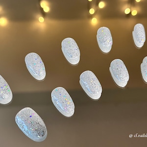 Glitter Nails, Short Oval Press On Nails, Japanese Nail Art , Hand Painted Nails , Cute holiday Nails , Bling Bling Nails , Cozy Nails