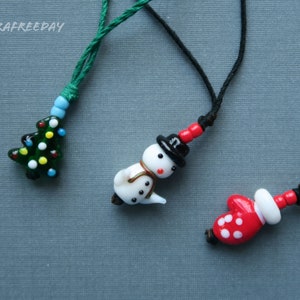 Snowman Charm, Christmas Tree Charm, Glove Charm, Cute Phone Charm. Winter themed charms - glass beads charm, Christmas gift,Christmas charm