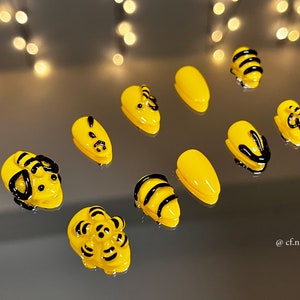 Yellow Bee Nails, Press On Nails, Japanese Nail Art , Hand Painted Nails , Cute Yellow Nails , 3d Kawaii Nails , Cozy Nails for bee lovers