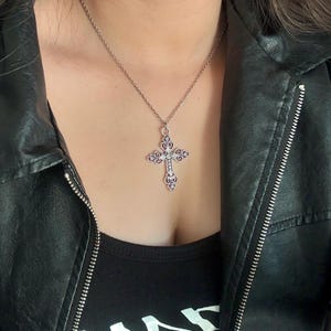Silber Kreuz Halskette Frauen Glaube Schmuck Geschenk für sie Religiöse Kreuz Charme Halskette für Mutter Christian Halskette Silber Schmuck Giftbox