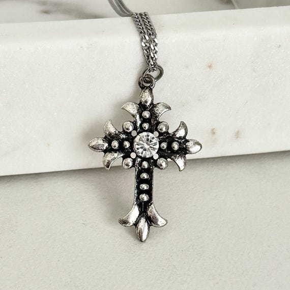 Gothic Cross Necklace Silver Grunge Jewelry Cross Pendant Gift for Christian Friend Gothic Jewelry Grunge Necklace Statement Jewelry