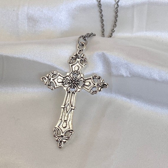 Y2K Heavy Industry Cross Necklace Millennial Hot Girl Sweet Cool Subculture  Punk Goth Niche Design Men and Women Trendy Asian B