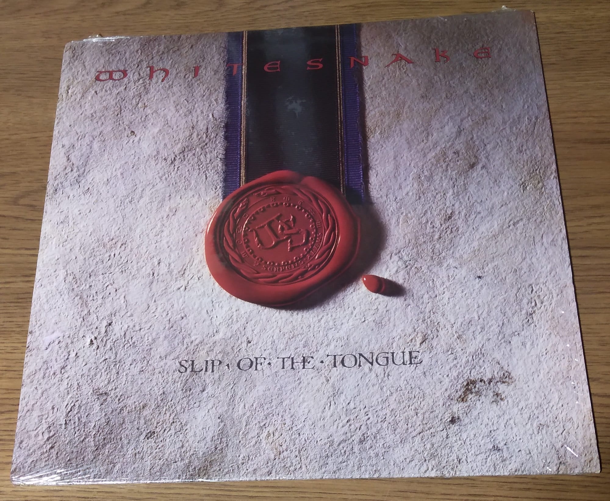 Whitesnake Slip of the Tongue20周年 CD&DVD Amazon.com: Slip Of The Tongue: CDs & Vinyl
