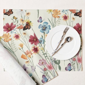Watercolor Wildflowers Placemat Set, Spring Placemats, Spring Floral Placemat Set, Fabric Placemats, Table Placemats, Farmhouse Style
