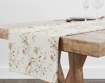 Bieżnik stołowy z motywem akwareli i kwiatów: bawełniana dekoracja wiosenna