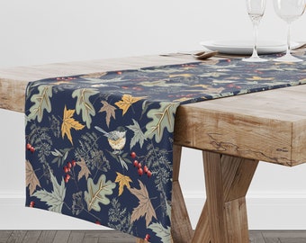 Caminho de mesa botânico de outono: pássaros e folhas de outono, decoração de casa de campo