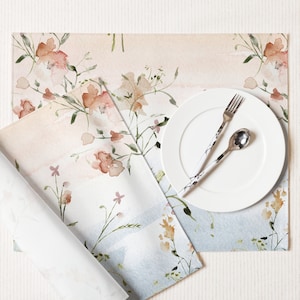 Watercolor Wildflowers Spring Placemats, Spring Placemats, Spring Floral Placemat Set, Fabric Placemats, Table Placemats, Spring Decor