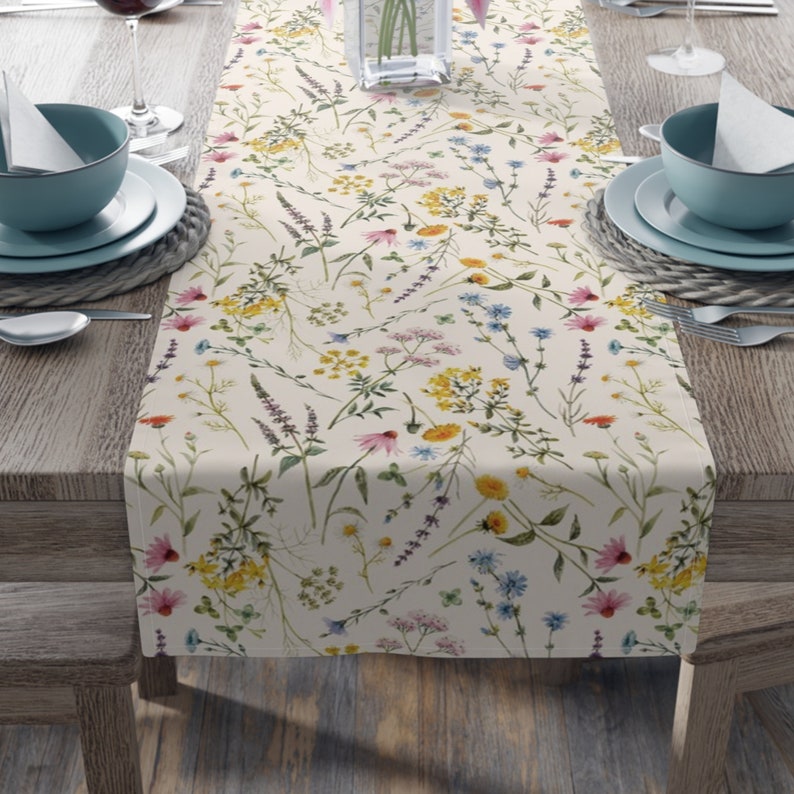 Watercolor Spring Summer Wildflowers Table Runner, Floral Table Runner, Botanical Table Runner, Farmhouse Table Runner, Wedding table runner image 7