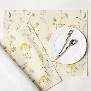 Spring Summer Floral Placemats, Watercolor Botanical Spring Placemats, Floral Placemat Set, Fabric Table Placemats, Spring Summer Decor