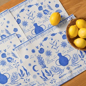 Coastal Blue Botanical Placemats – Mediterranean Style, Watercolor Placemats, Placemat Set, Fabric Table Placemats, Summer Decor