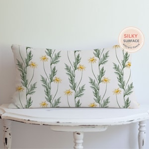 Watercolor Daisy Wildflower Pillow Cover, Spring pillow covers, Yellow Floral Pillow, Daisy Pillow, Floral Pillow, Farmhouse Cushion Cover