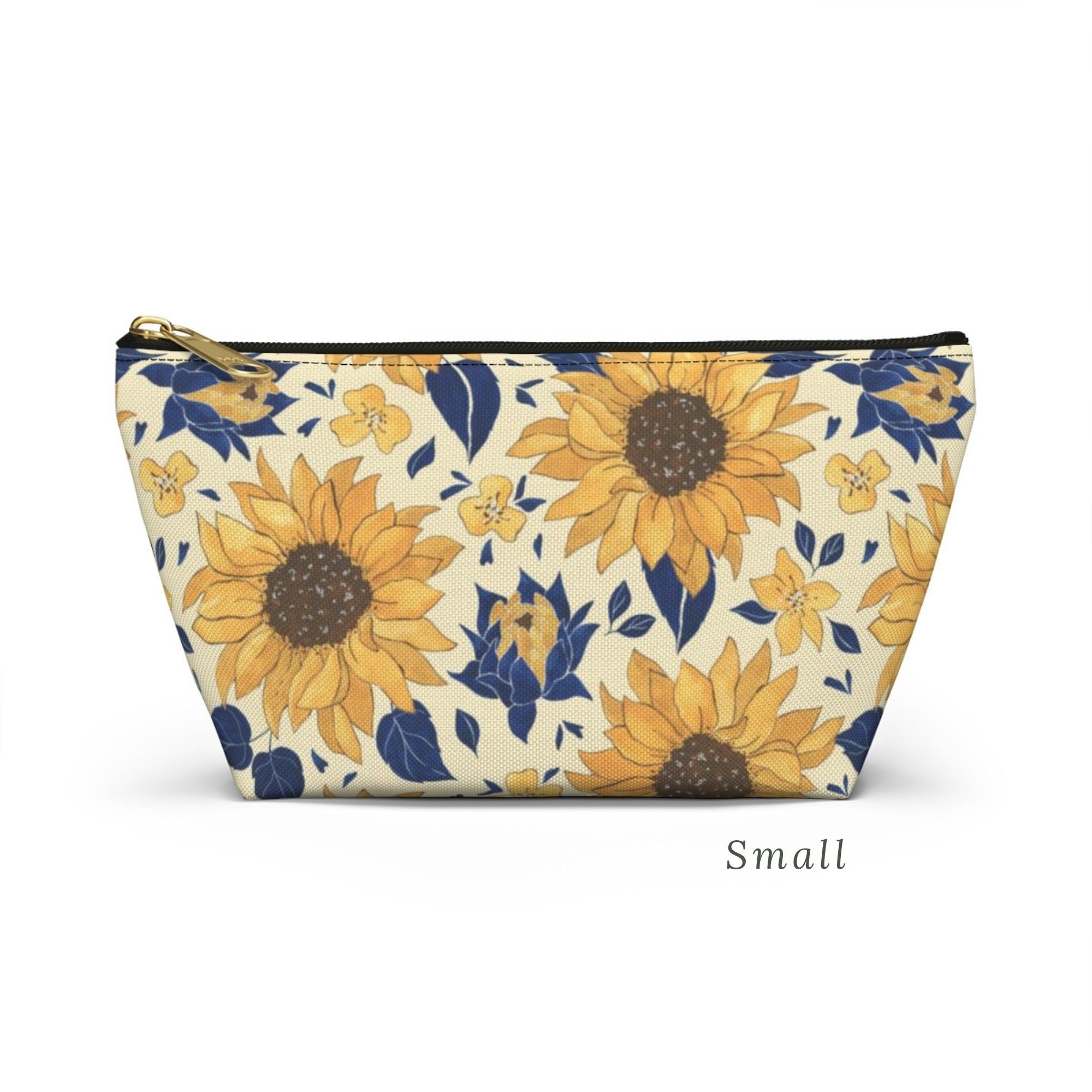 Cute Daisy Flowers Pouch, Hand Embroidery, Canvas Pencil Case, Makeup  Pouch, Cute Gift, Cute Pouch, Aesthetic Pencil Case, Cute Gift 