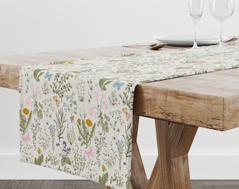 Green Wildflower Table Runner: Botanical Herb Garden, Spring Decor