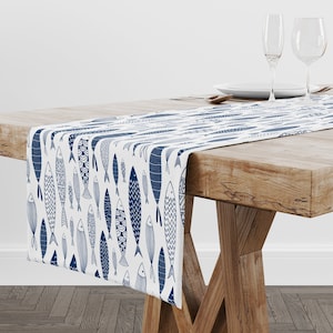 Blue Fishes Beach Table Runner, Coastal Table Runner, Spring Summer Table Runner, Nautical Table Runner, Beach House Table Runner