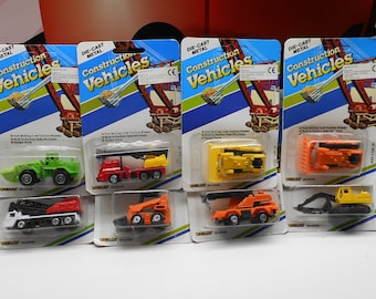 Lot 8 CONSTRUCTION VEHICLES Bulldozer Excavator Crane Skid Steer Loader Wheel Roller Diecast Metal Welly 8310B Vintage 90s