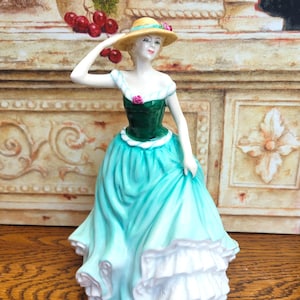 Royal Doulton Figurine EMILY HN4093, 1997 Green dress and hat, Made In England
