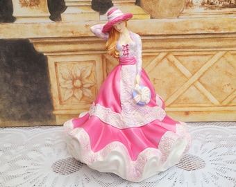 Royal Doulton Figurine &quot;Just for You&quot; HN5140 Pretty Ladies Figurine