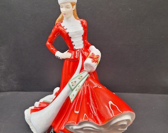 Royal Doulton Figurine "Christmas Day" HN4911, Winter Christmas Festive Figure